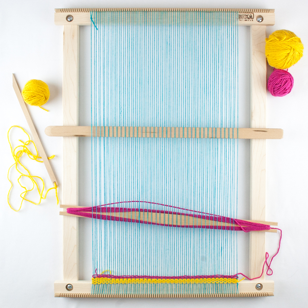 20" Weaving Frame Loom with Stand The Deluxe! Beka